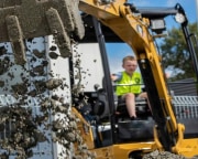 Drive An Excavator, Las Vegas - 90 Minutes